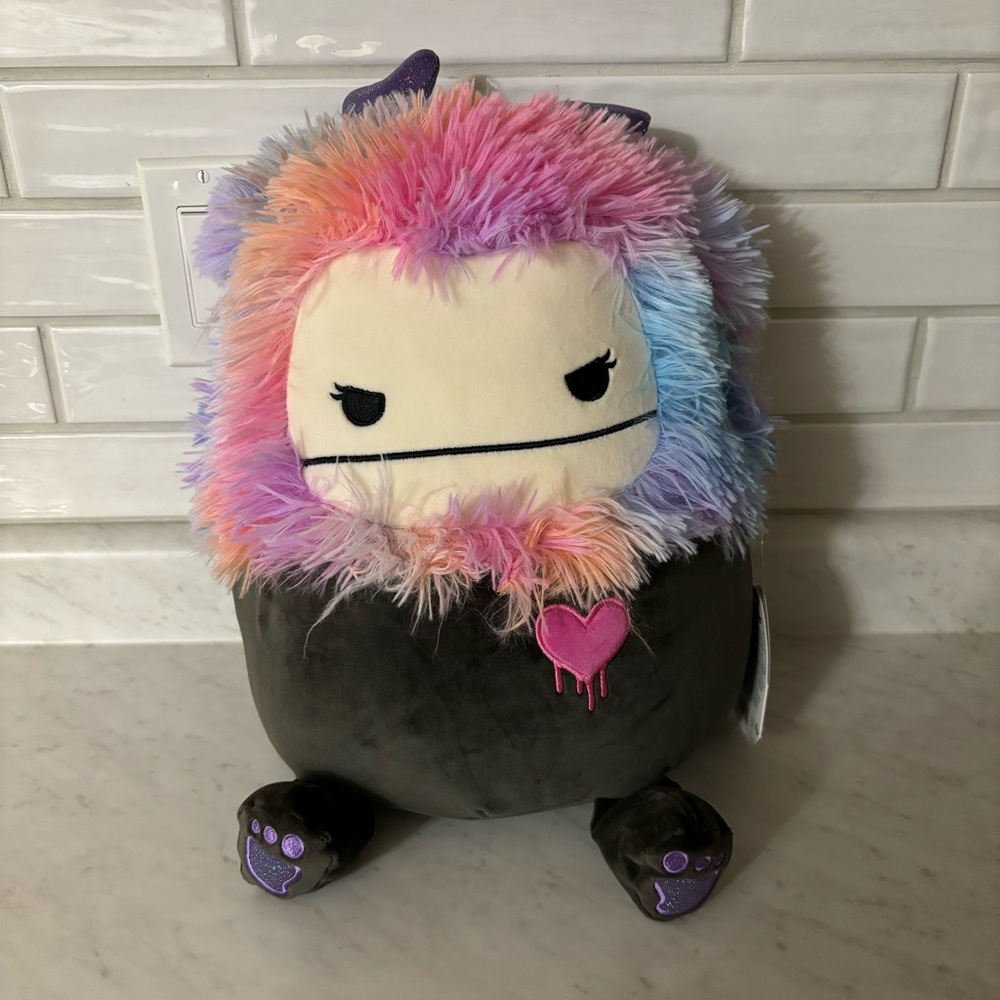Frumpy the Valentines Bigfoot